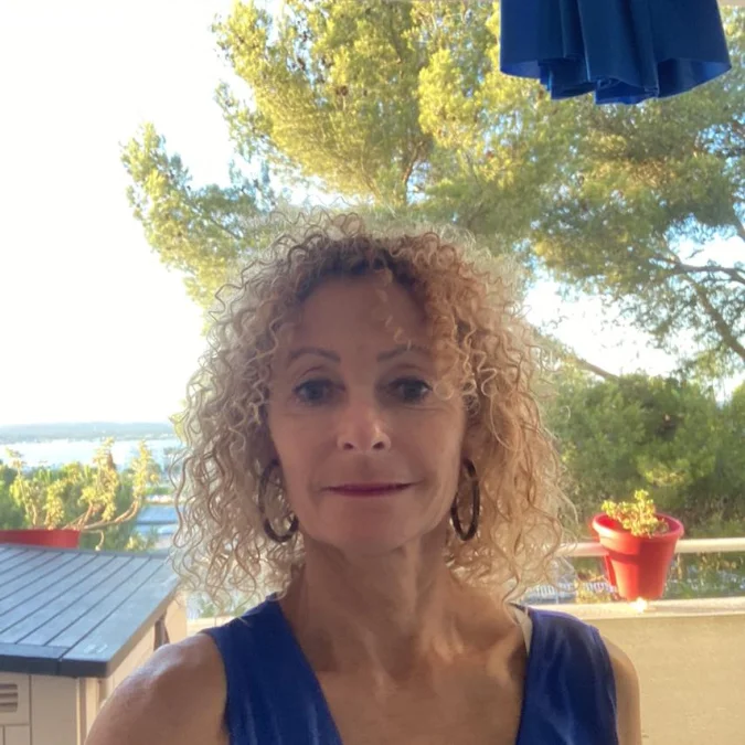 Fibromyalgie et activités physiques adaptées : remettre du mouvement sans déclencher de crise — Webinaire Escale Positive